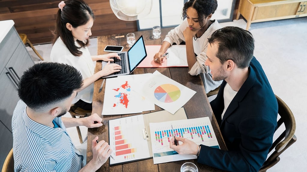 Finance team planning a cloud accounting migration onto a new platform