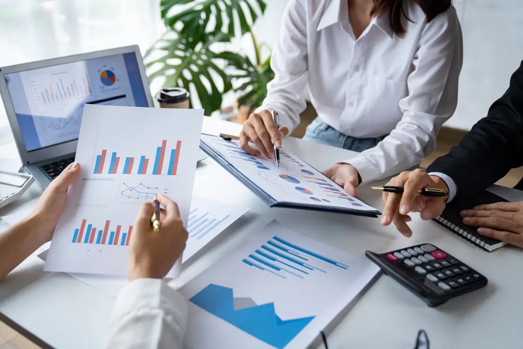 Evaluating the Financial Gap in Business Performance and Identifying Areas for Improvement
